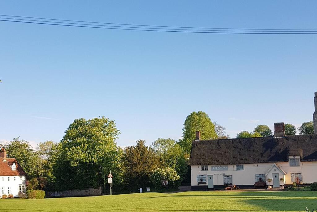 Entire 2 Bed Coach House In Peaceful Norfolk Village Pulham Exterior foto